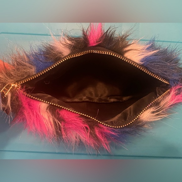 Faux Fur Multi-Colored Wristlet Clutch Purse - Picture 3 of 5